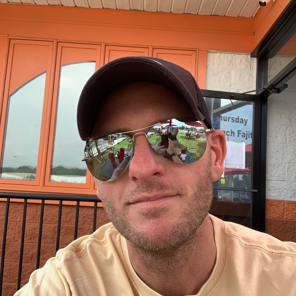 Meet your Posher, Chris